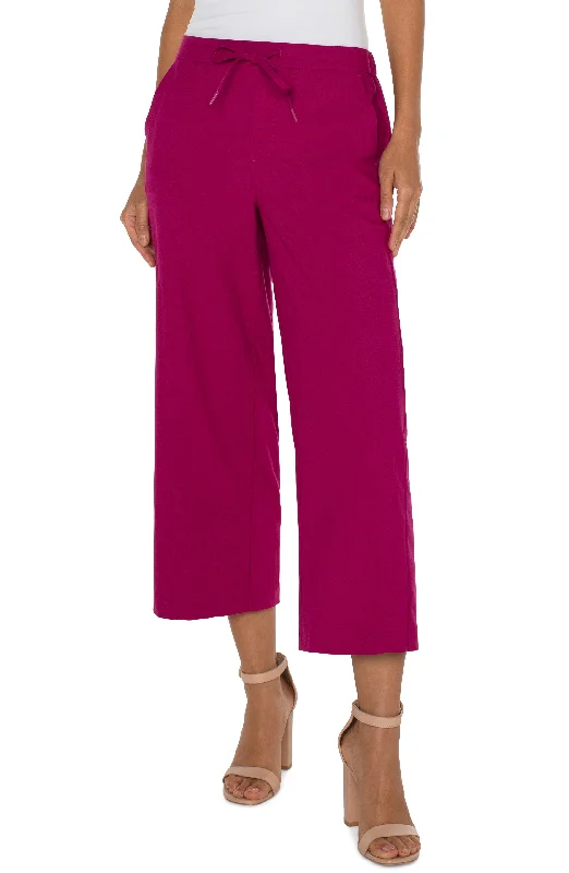 Women's Jodhpurs with Belt LoopsPETITE PULL-ON WIDE LEG CROP TROUSER