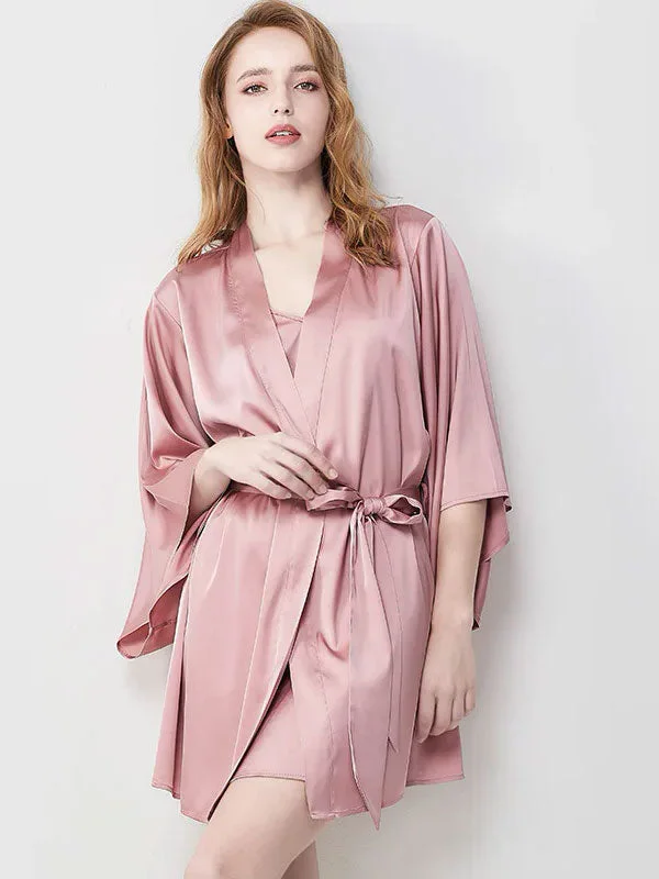 women's pajamas with a touch of elegance and sophisticationRobe De Chambre Légère Pour Femme En Satin "Délice de Satin"