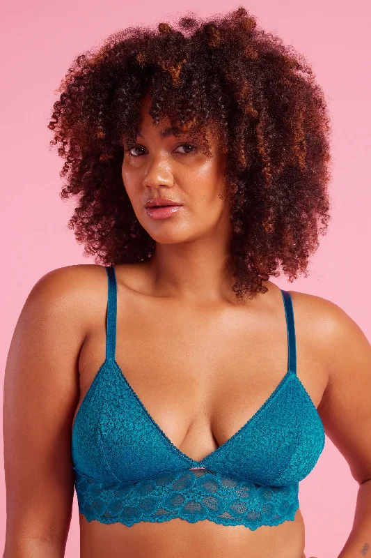 seamless bra with soft cups for all-day comfortBella Lace Bralette