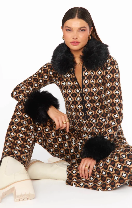 women's pajamas with elastic waistbandsZermatt Zip Up ~ Neutral Geo Jacquard Faux Fur